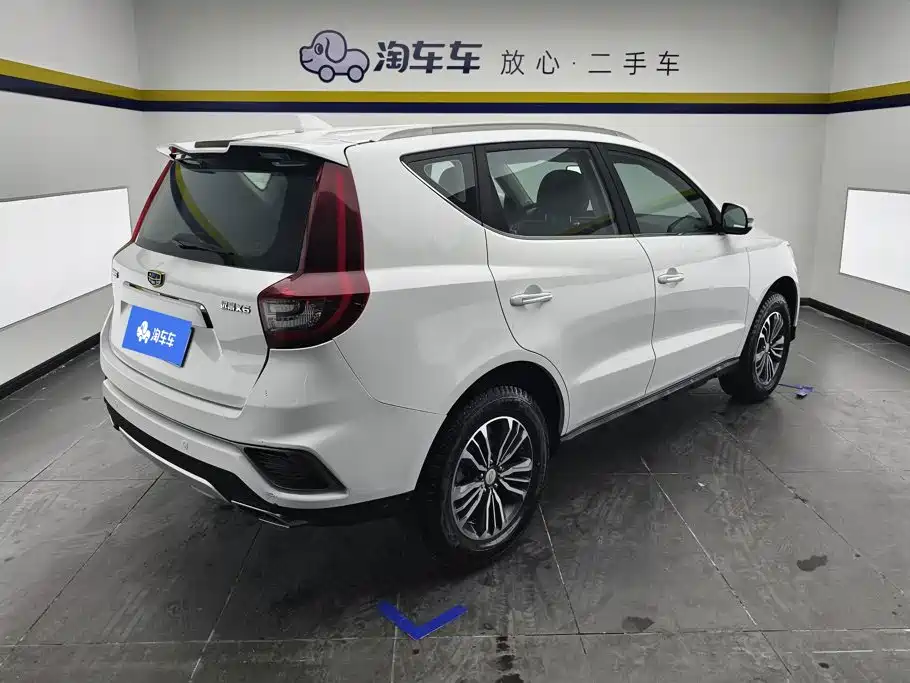 Geely Vision X6 — фото 3
