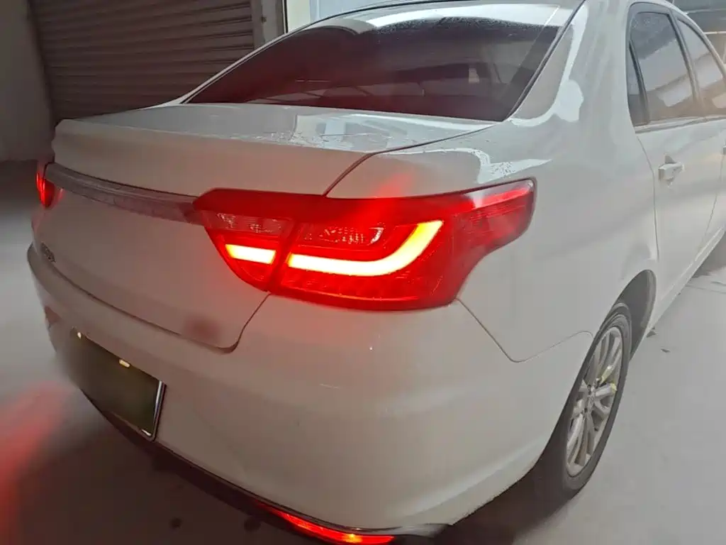 Geely Vision — фото 7