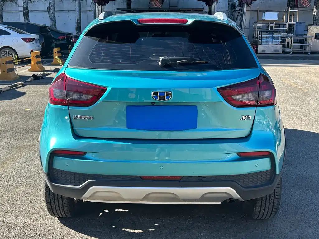 Geely Vision X3 — фото 2