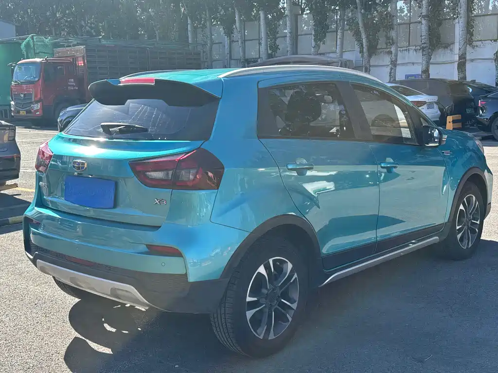 Geely Vision X3 — фото 4