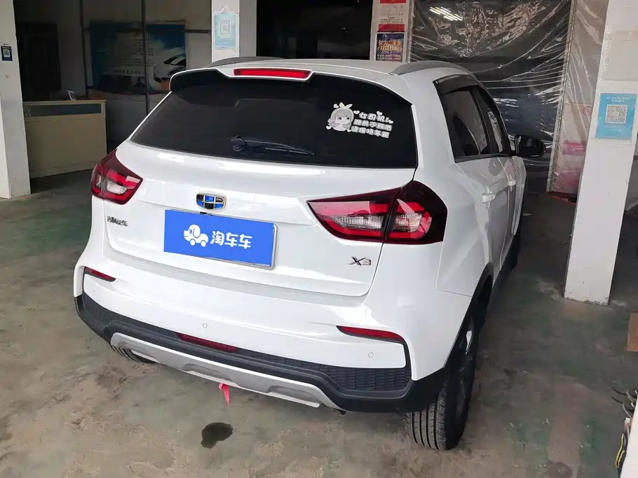 Geely Vision X3 — фото 3