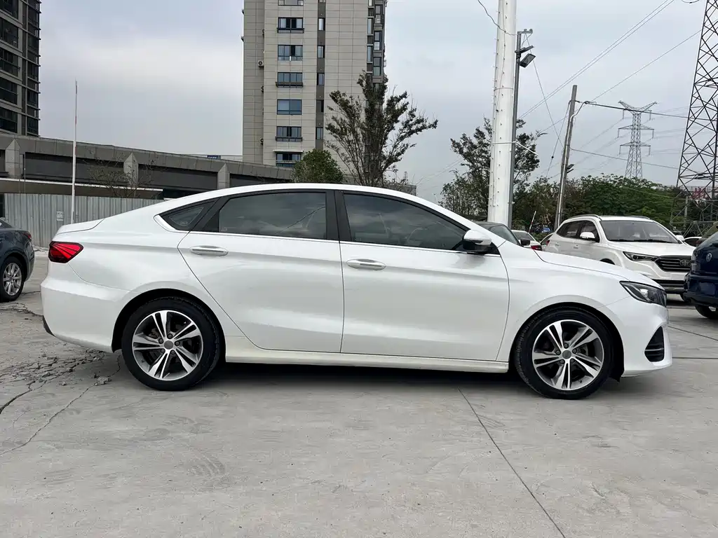 Geely Binrui — фото 4