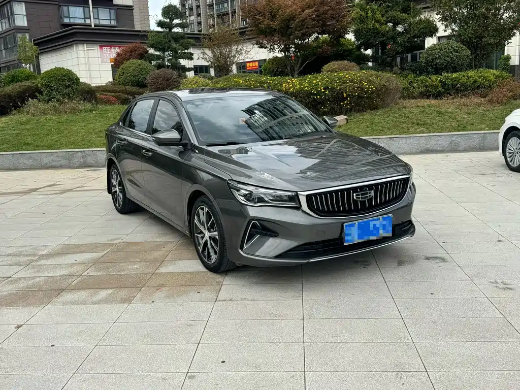 Geely Emgrand — фото 3