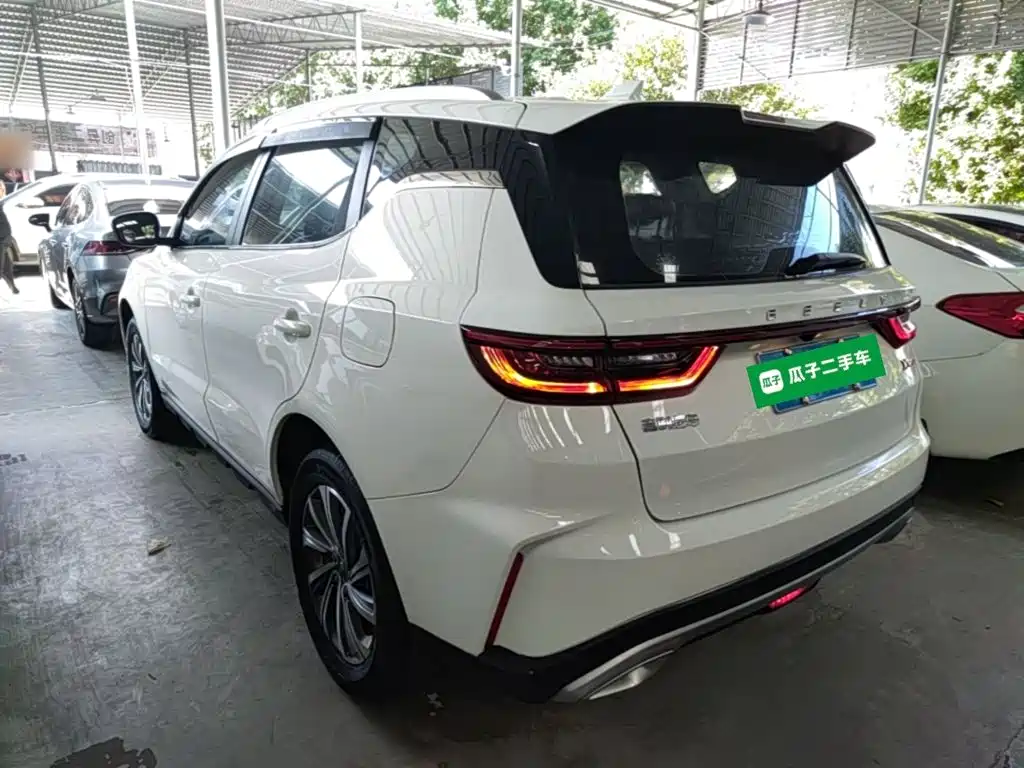 Geely Vision X6 — фото 4