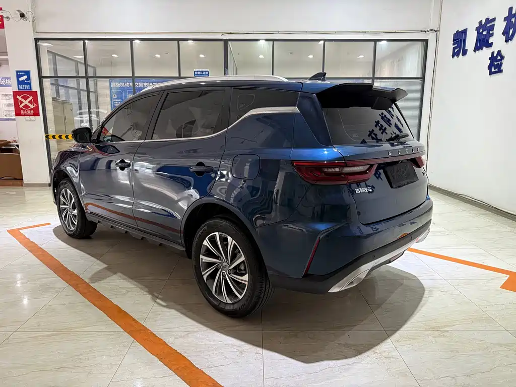 Geely Vision X6 — фото 6