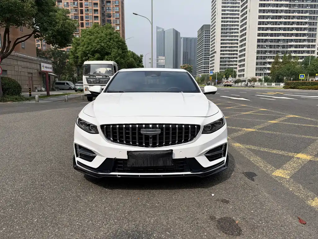 Geely Preface — фото 2