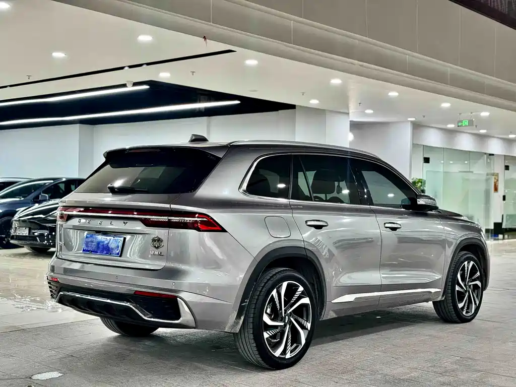 Geely Xingyue L — фото 12