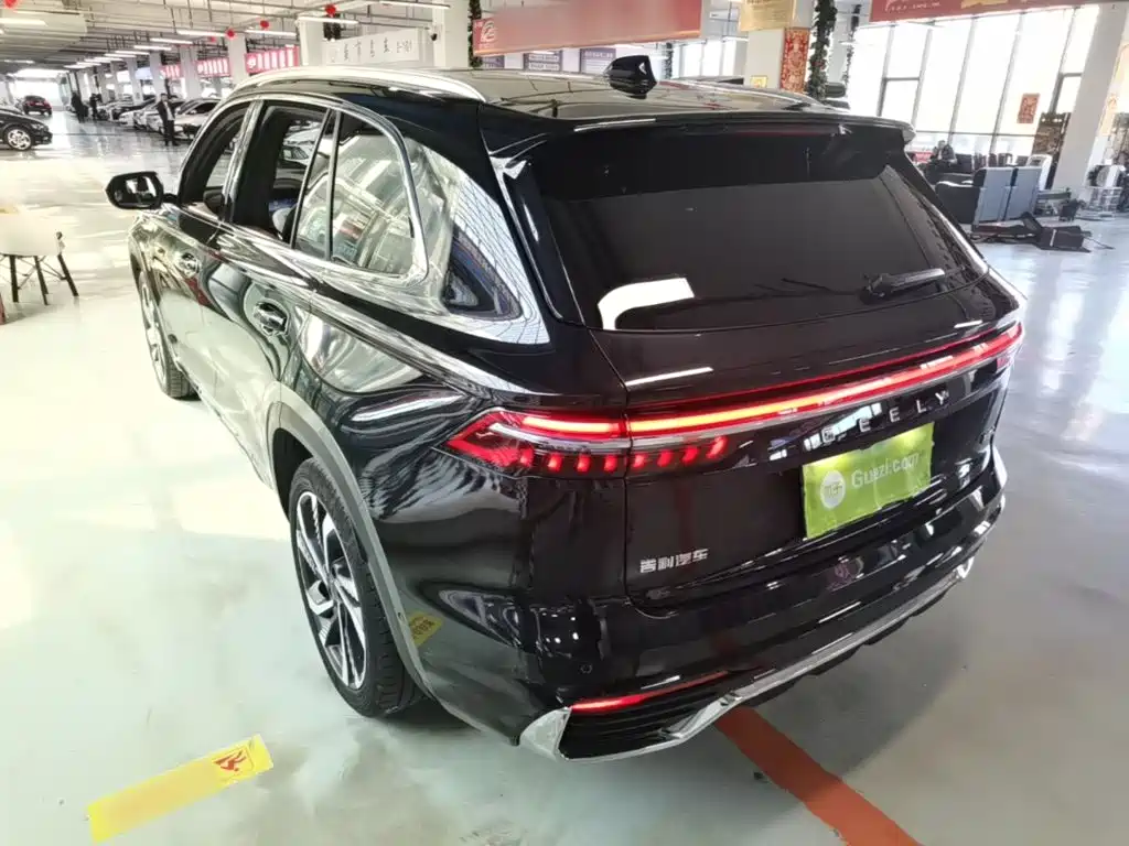 Geely Xingyue L — фото 4