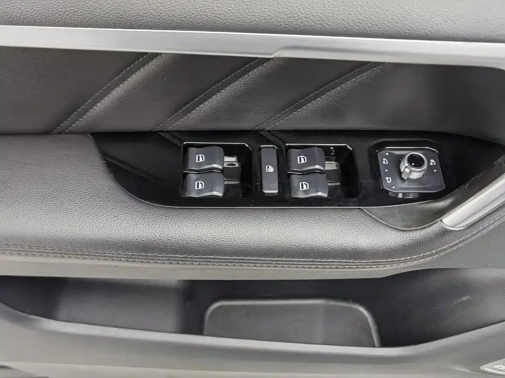 Haval H6 — фото 9