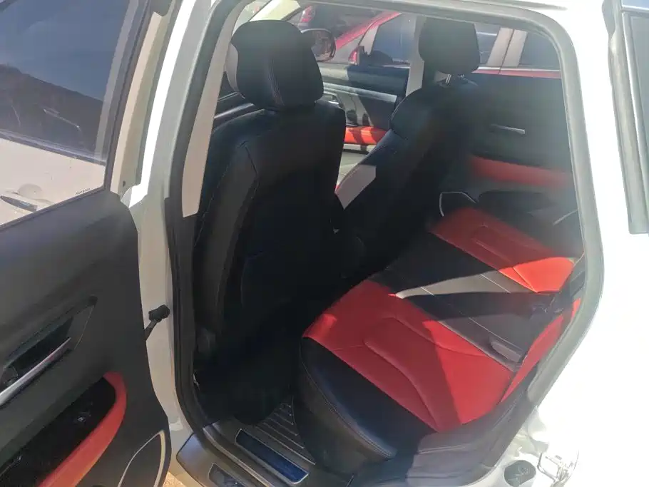 Haval H2s — фото 11