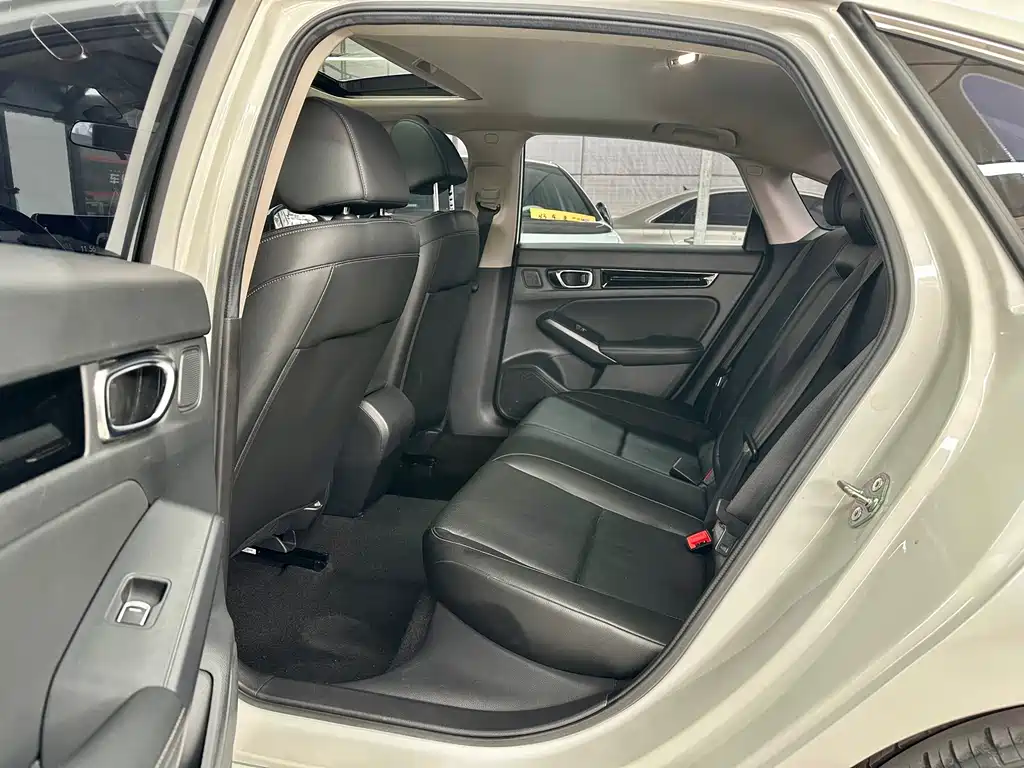 Honda Civic — фото 7