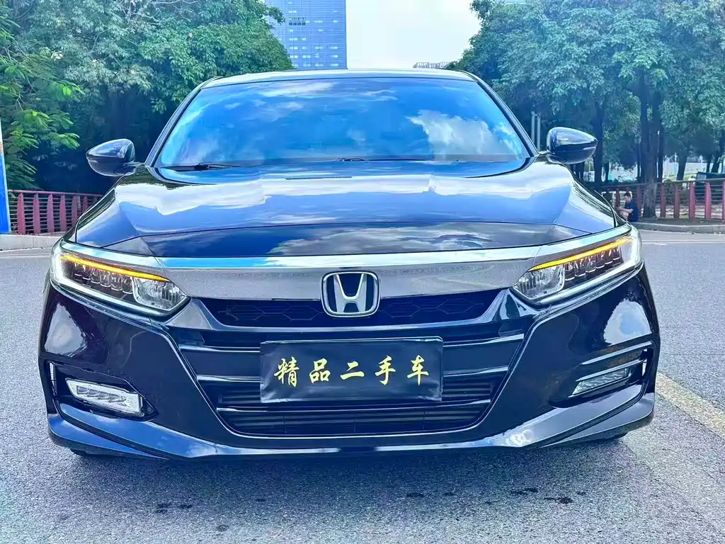 Honda Accord — фото 2