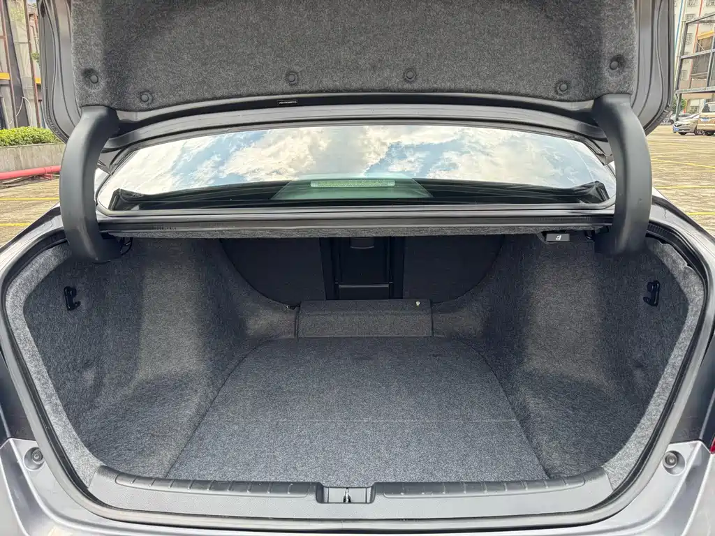 Honda Accord — фото 25