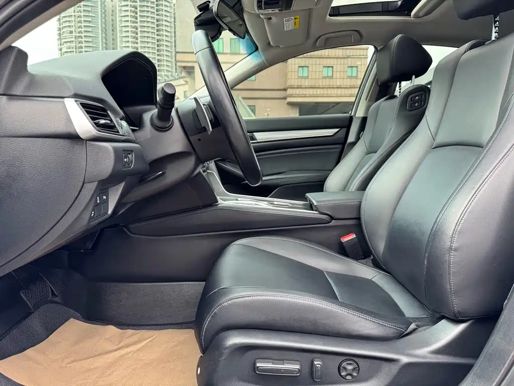 Honda Accord — фото 4
