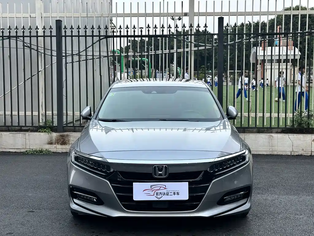 Honda Accord — фото 2