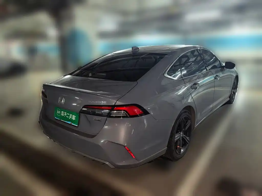 Honda Inspire — фото 6