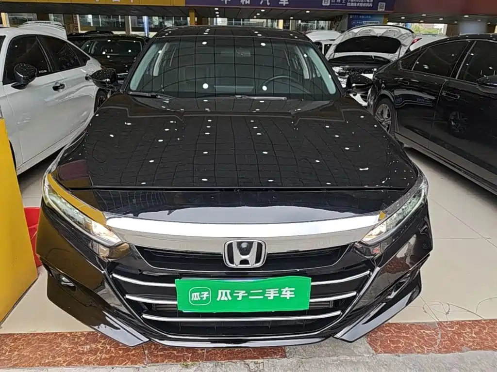Honda Accord — фото 2