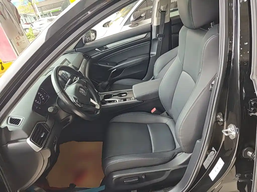 Honda Accord — фото 14
