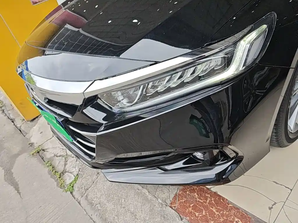 Honda Accord — фото 23