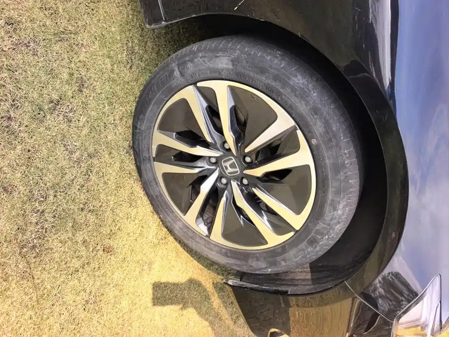 Honda Accord — фото 6