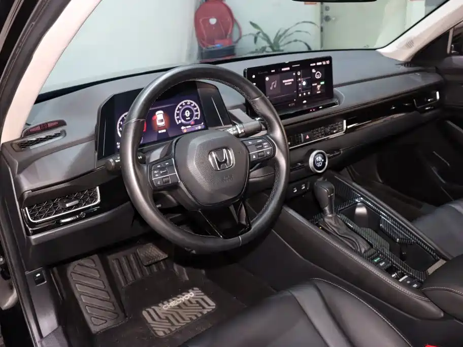 Honda Inspire — фото 9
