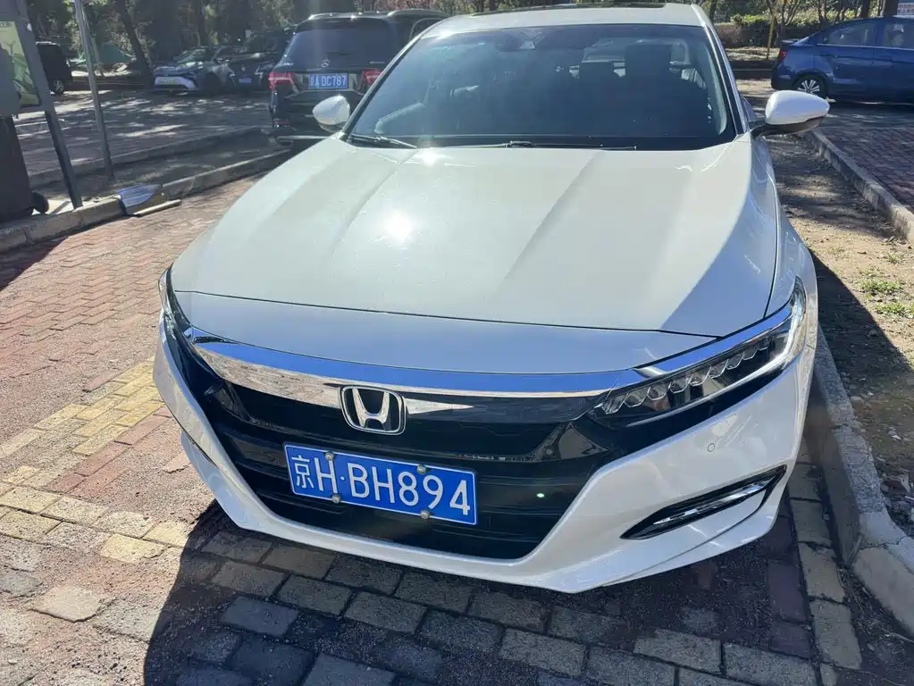 Honda Accord — фото 2