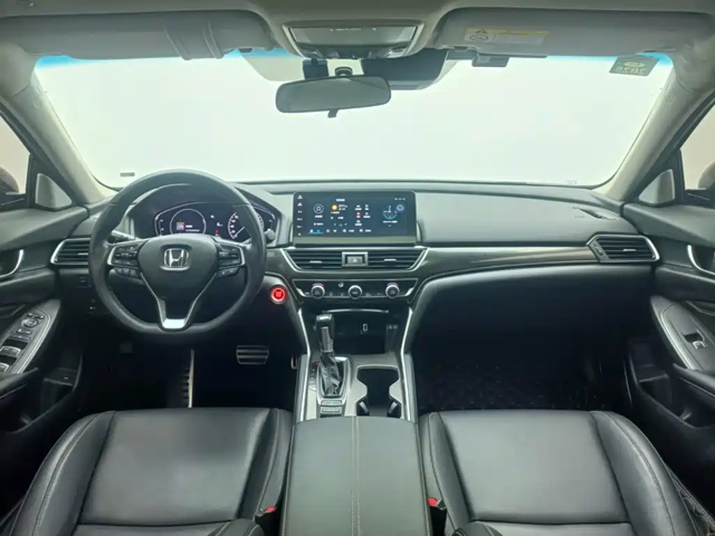 Honda Accord — фото 3