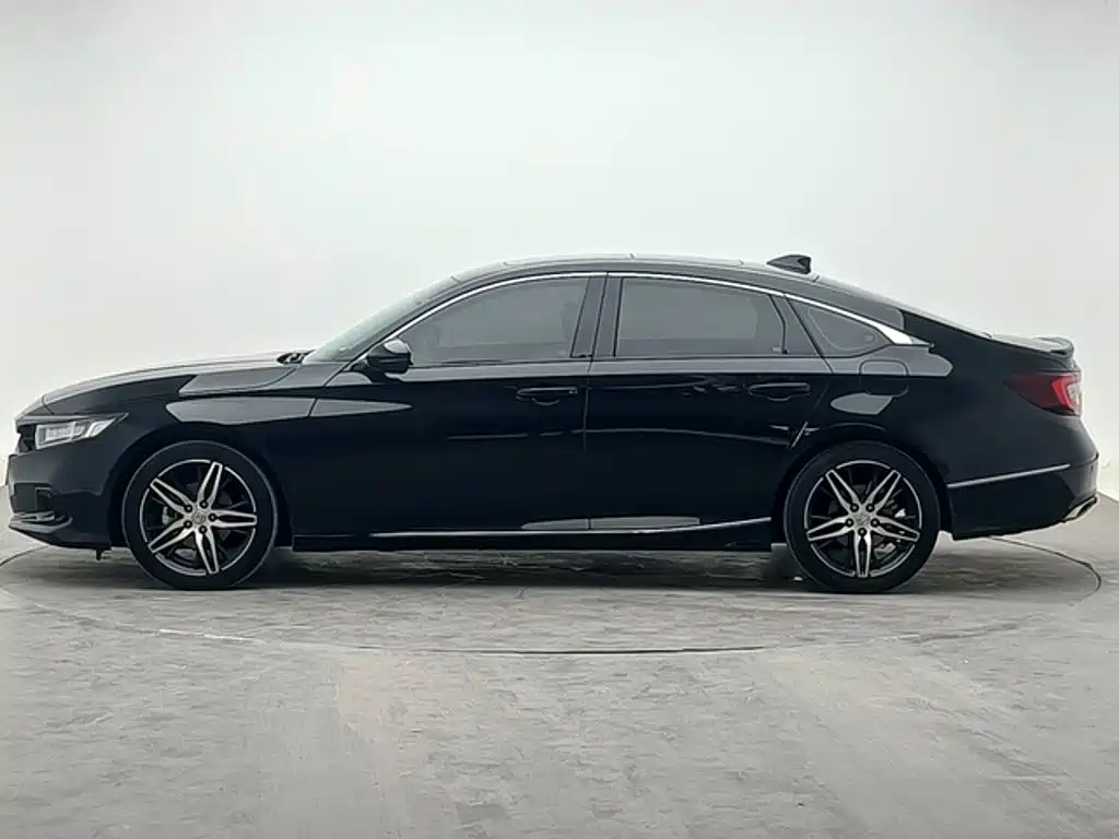 Honda Accord — фото 5