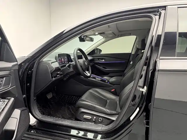 Honda Accord — фото 18