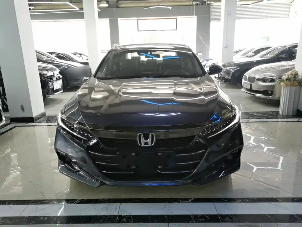 Honda Accord — фото 2