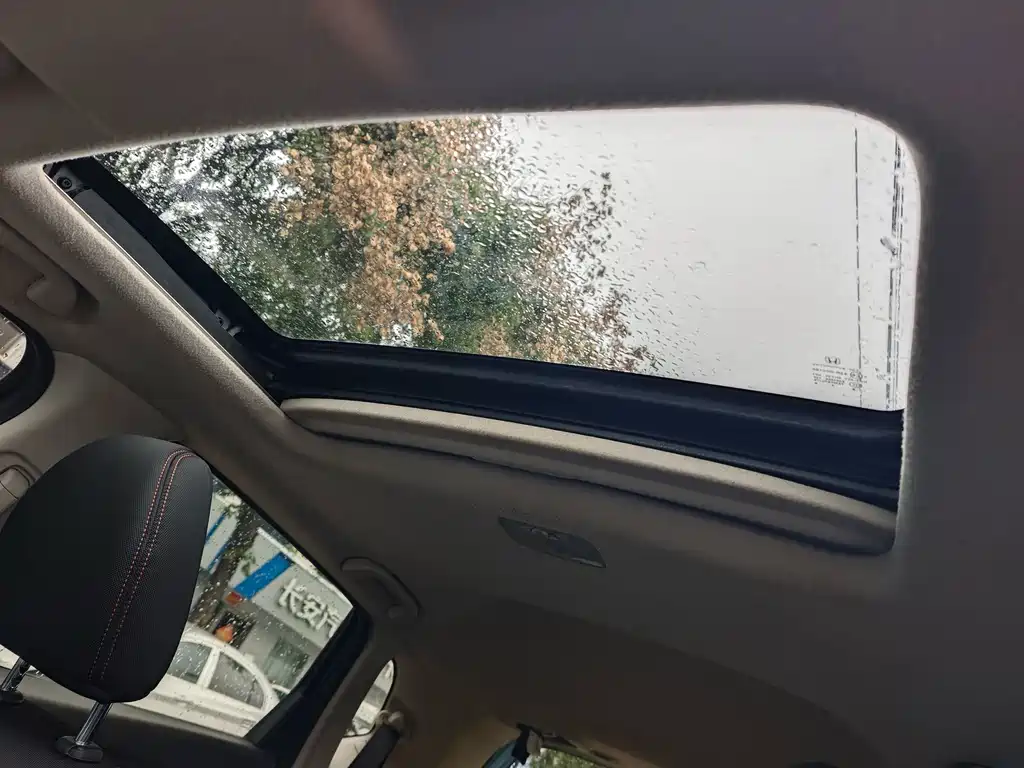 Honda Fit — фото 12