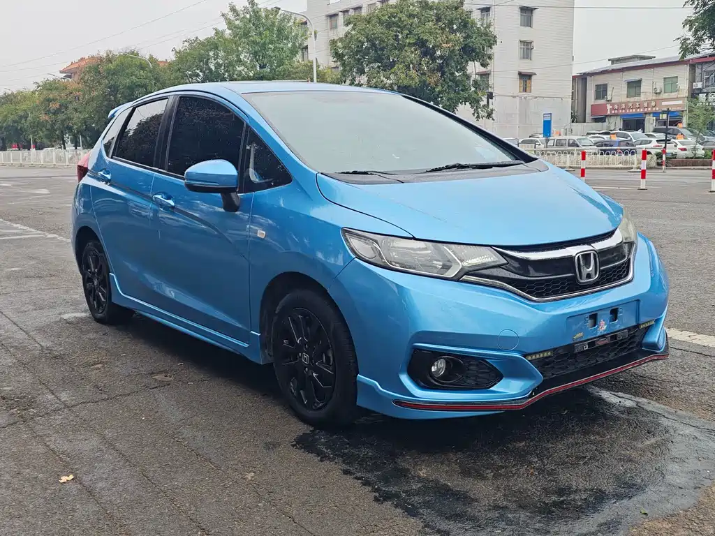 Honda Fit — фото 3