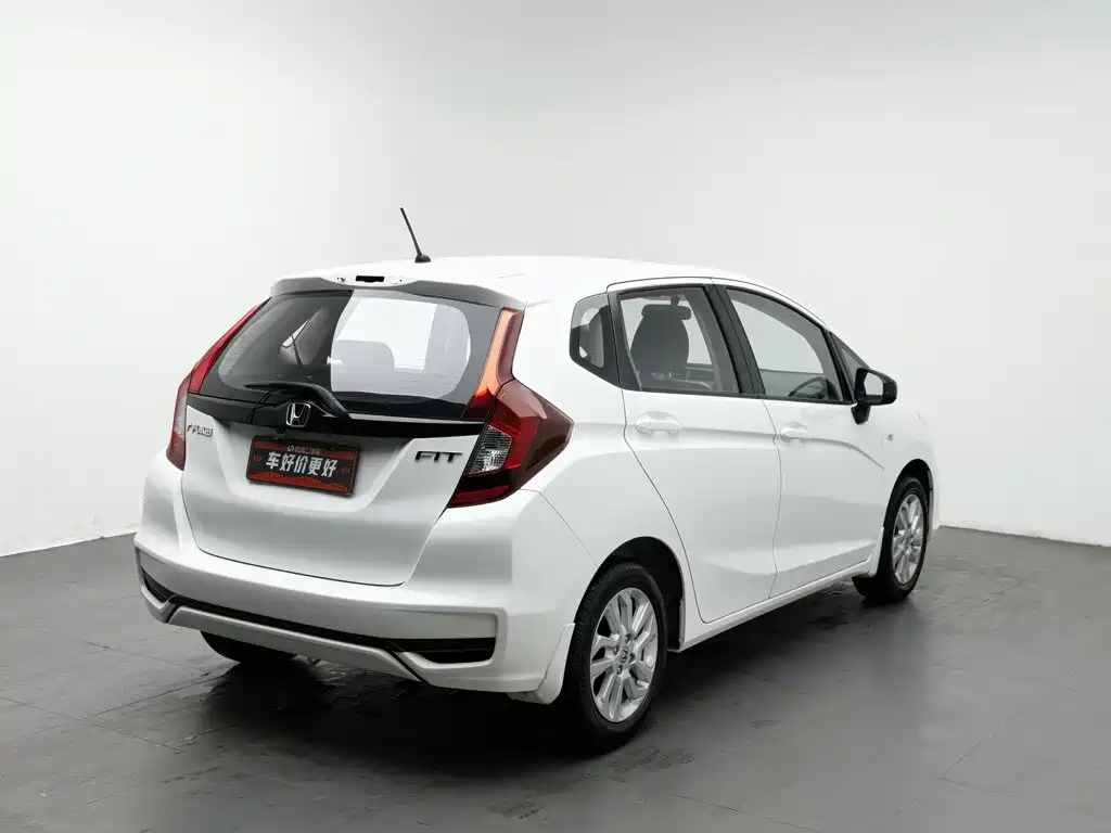 Honda Fit — фото 2