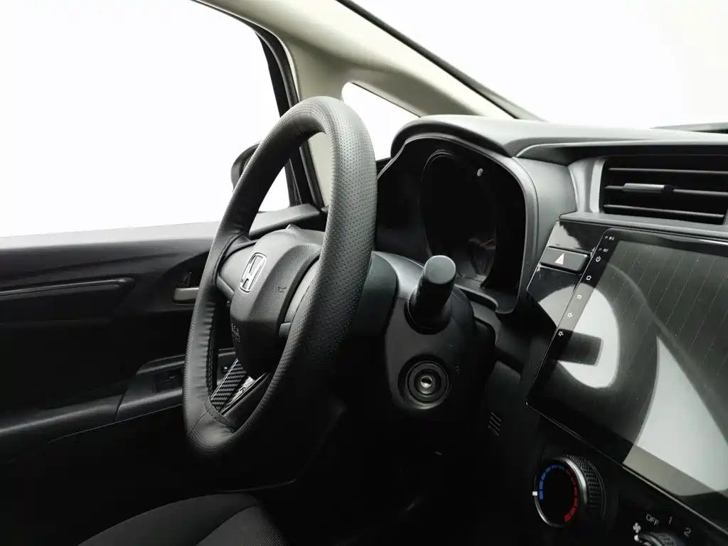 Honda Fit — фото 22