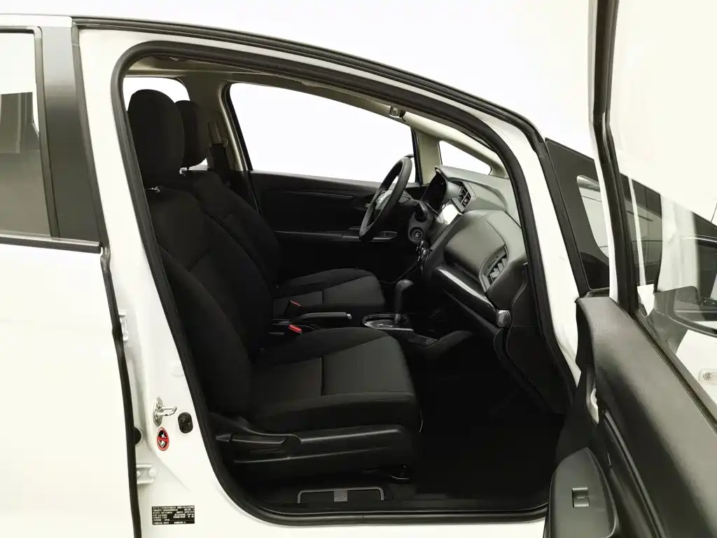 Honda Fit — фото 23