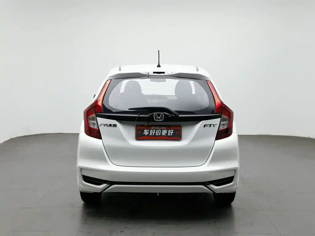 Honda Fit — фото 4