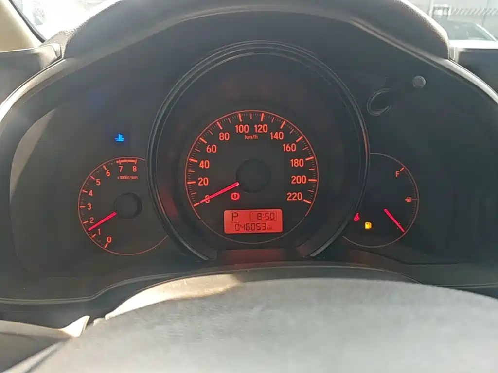 Honda Fit — фото 11