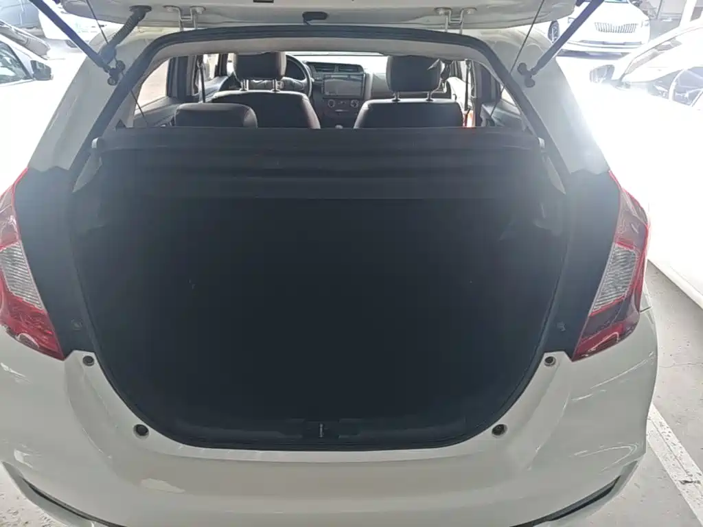 Honda Fit — фото 18
