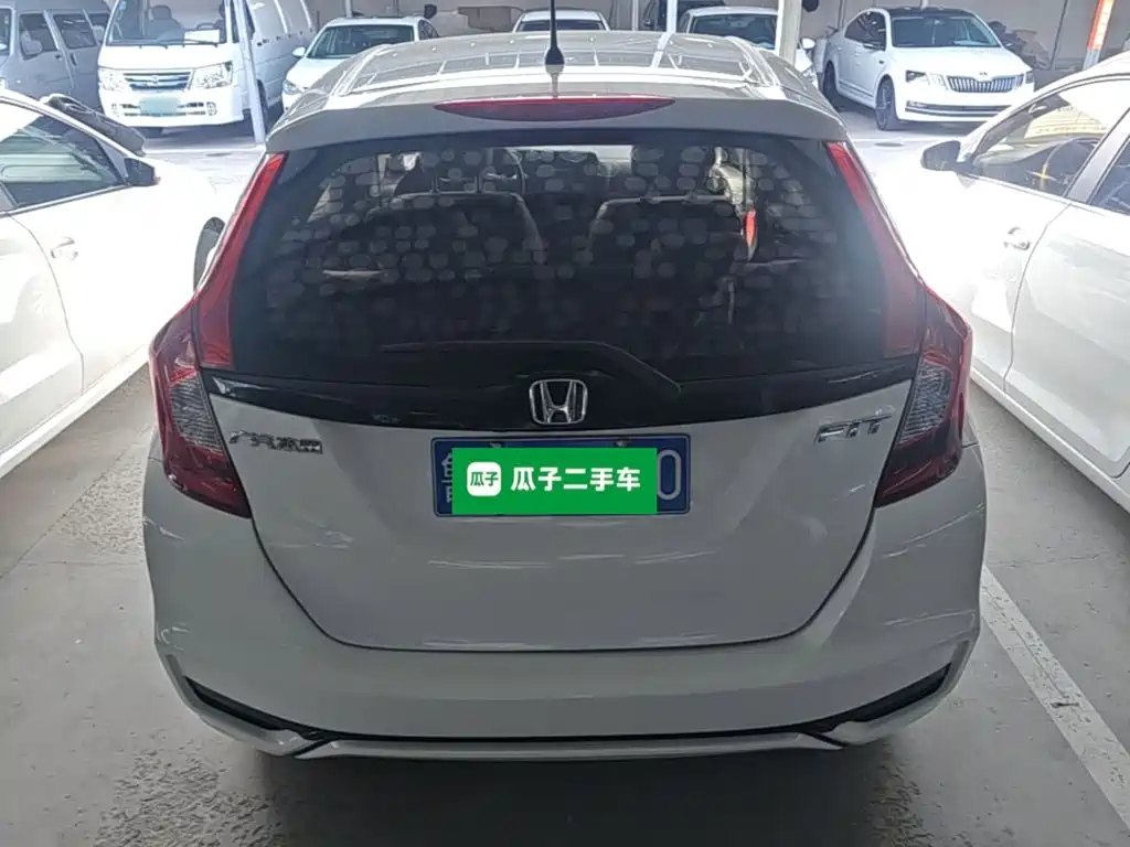 Honda Fit — фото 5