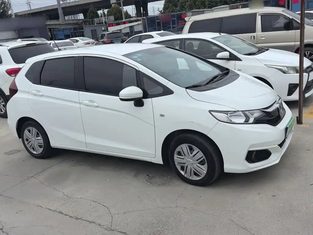 Honda Fit — фото 24