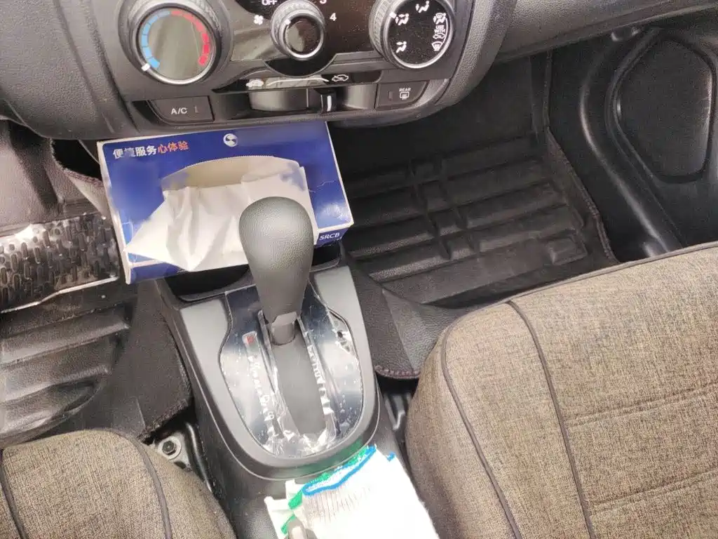 Honda Fit — фото 6