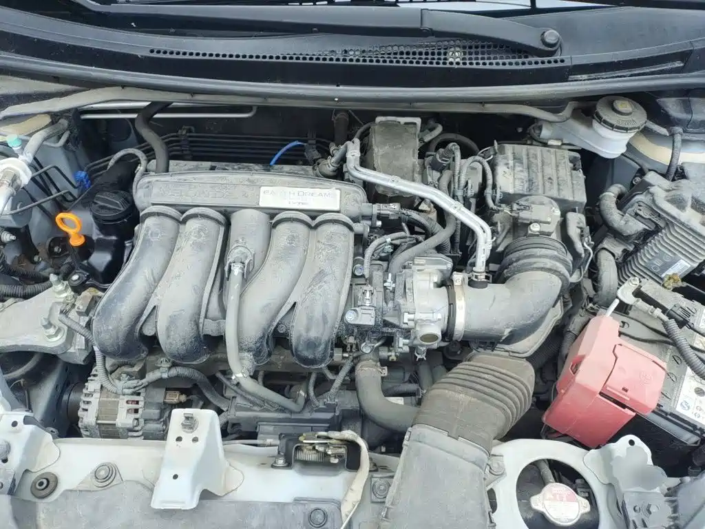 Honda Fit — фото 10
