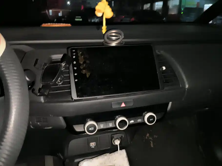 Honda Fit — фото 13