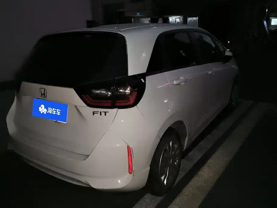 Honda Fit — фото 3
