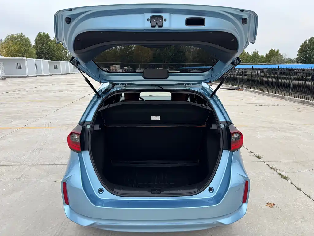 Honda Fit — фото 9