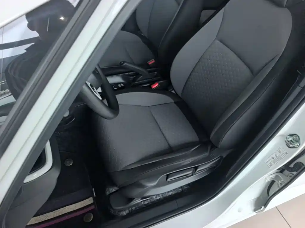 Honda Fit — фото 14