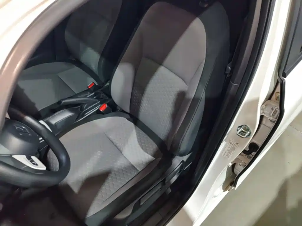 Honda Fit — фото 14