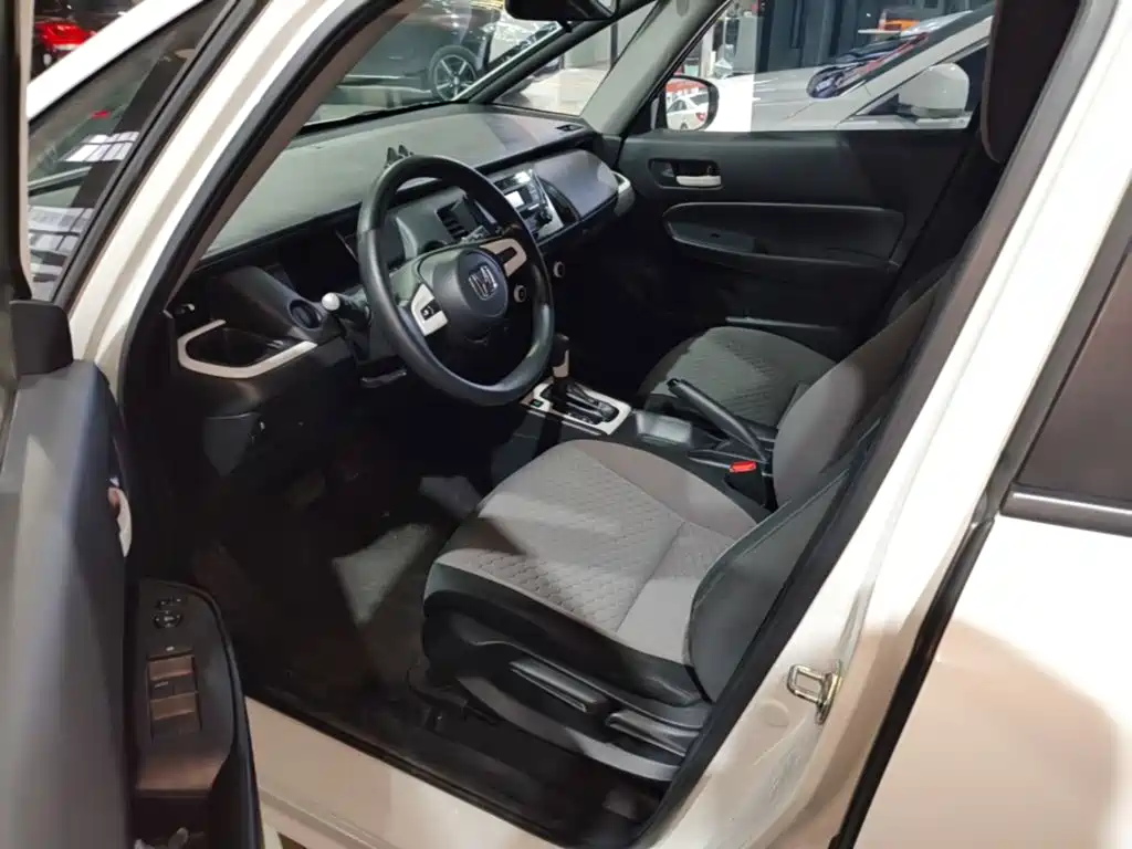 Honda Fit — фото 15