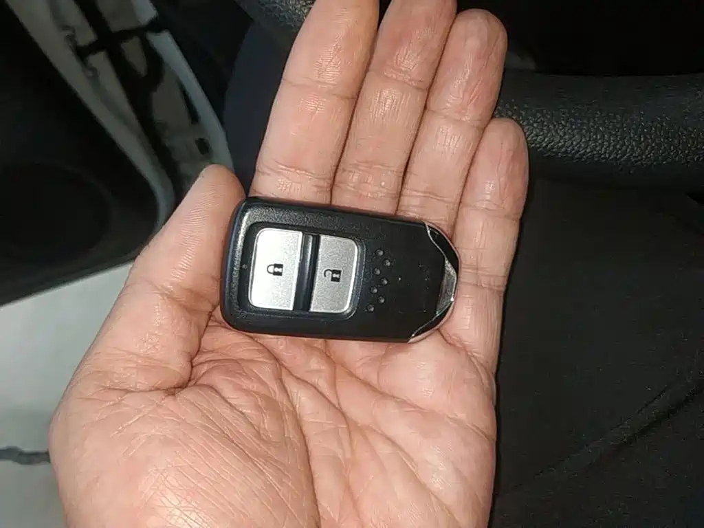 Honda Fit — фото 8