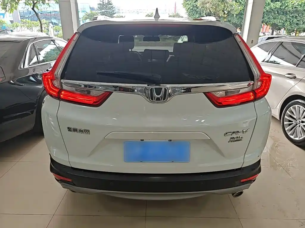 Honda CR-V — фото 5